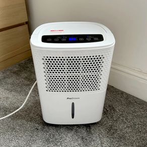 PRO BREEZE 12L Low Energy Dehumidifier