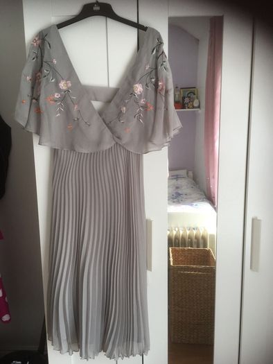 ladys dress grey size 10.