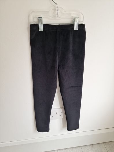 Girls 5yrs DUNNES black lined velvet cord leggings
