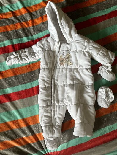 Baby winter suit size 0-3 months