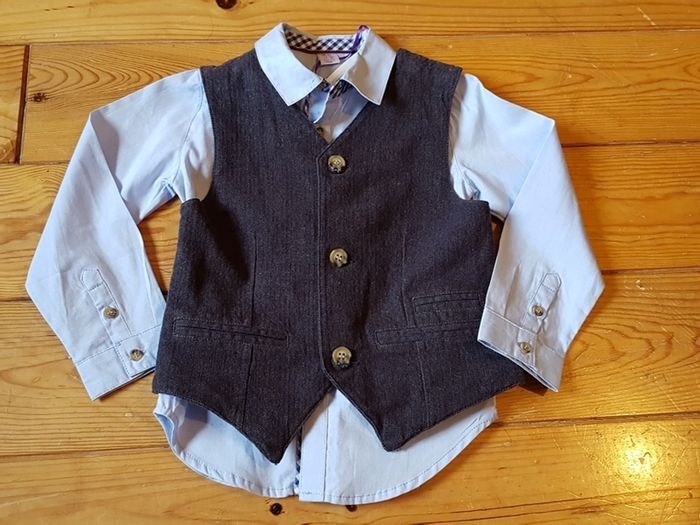 BNWT Age 4-5 Short and Waistcoat Set