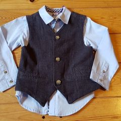 BNWT Age 4-5 Short and Waistcoat Set