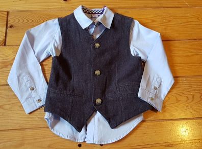 BNWT Age 4-5 Short and Waistcoat Set