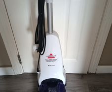 Carpet cleaner