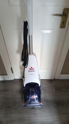 Carpet cleaner