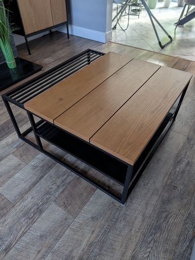 Industrial style coffee table with oak top and metal frame