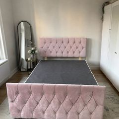 pink double bed