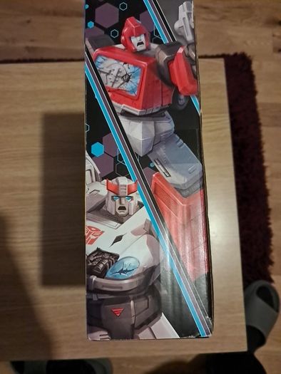 Transformers: Studio Series '86: Ironhide 5.5'' & Prowl 5''