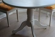 kitchen table and chairs