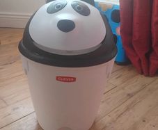 Kid's bin