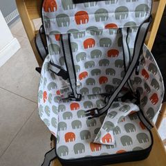 Travel child booster seat