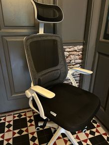 Ergonomic office gaming chair