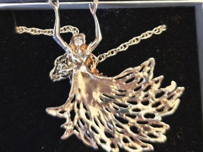 Ladies Silver Angel Necklace