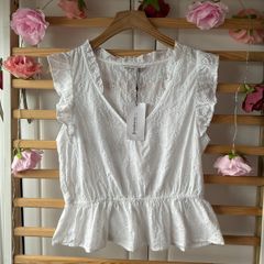 top Bnwt Stradivarius white broderie Anglaise size large summer top