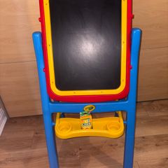 2 in 1 white board/ blackboard