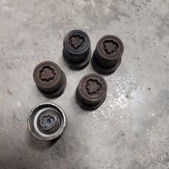 toyota lock nut