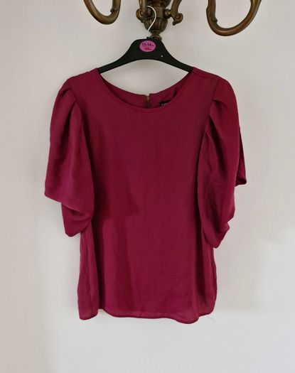 Short sleeve top