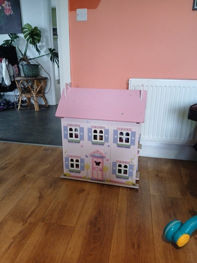 doll house