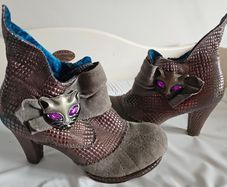 Rare Vintage Irregular Choice Bronze Brown Booties
