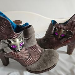 Rare Vintage Irregular Choice Bronze Brown Booties
