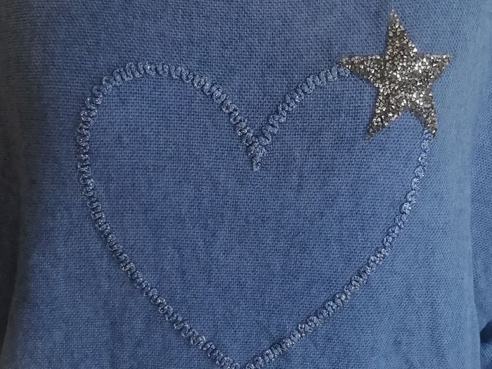 Carla Giannini Women's Angora Mix Top With Heart & Stars New With Tag Blue