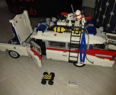 lego ecto-1