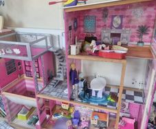 dollhouse