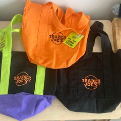 Trader Joes Halloween Limited Edition Mini Tote Bags New