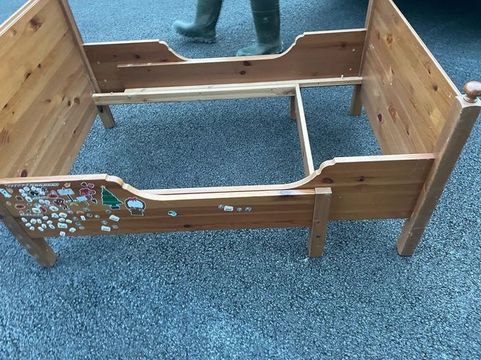 childs bed