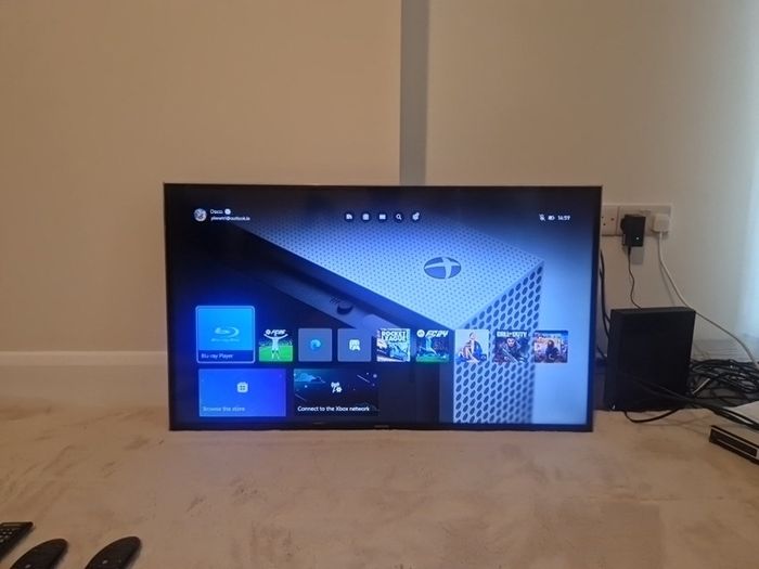 Samsung 40" Smart TV UE40H6400AK