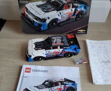 LEGO Technic NASCAR Next Gen Chevrolet Camaro (42153)