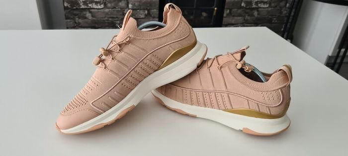 Womens fitflop trainers