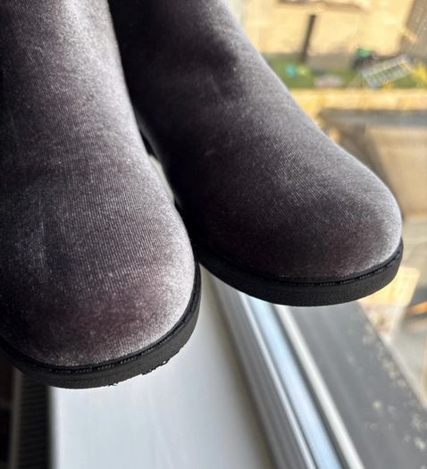 Girls Ankle boots size 4/37