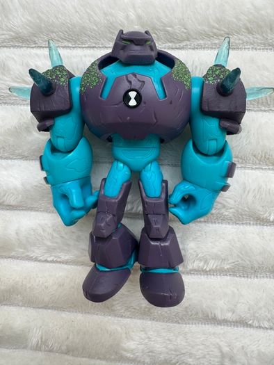 Ben 10 To Shock Rocks Transformer Playmates Used Please look at the pictures