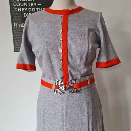 Vintage 1960s rare Colin Glascoe wool mod dress grey pillarbox red silver belt buckle / 1970s British designer Made in England S small
