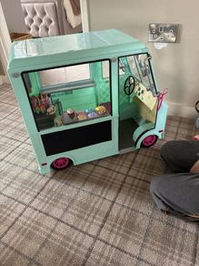 our generation ice cream van with all accessories