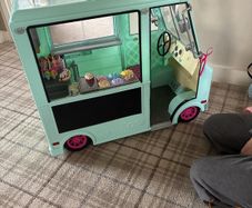 our generation ice cream van with all accessories