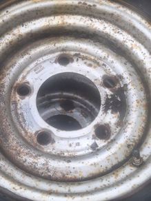 trailer wheels with tyres