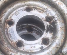 trailer wheels with tyres