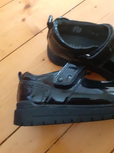 Start Rite girls shoes
