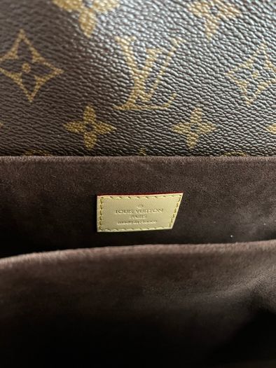 Louis Vuitton Pochette Metis handbag
