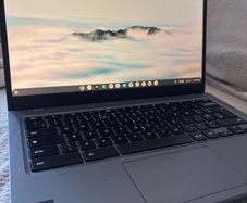 Lenovo Chromebook Plus (Almost New)
