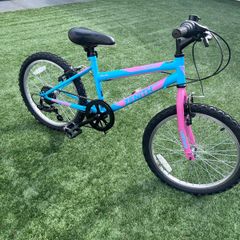 Girls bike
