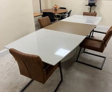 Modern High Gloss Extending Dining Table and 4 Chairs 200cm to 280cm