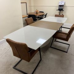 Modern High Gloss Extending Dining Table and 4 Chairs 200cm to 280cm