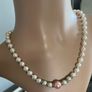 pearl necklace Image 3