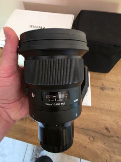 Sigma 105mm f1.4 DG HSM Art Sony E Mount