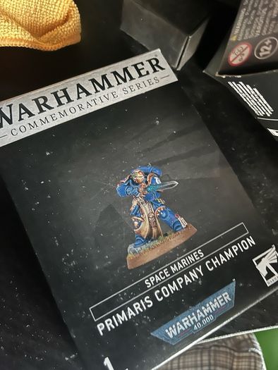 warhammer 40,000 commemorative series, primaris company champion