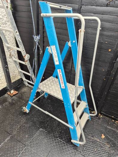 Podium Industrial foldup  construction podium ladder