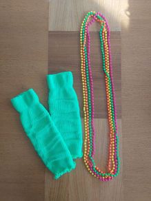 80s accessories (beads and leg warmers)